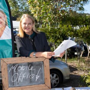 Sandy's mobile office